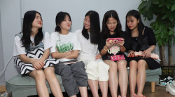 【aapary模拍】海源，玲玲，小颐，小欣，小娴十只美脚