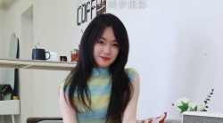 【绮梦摄影】283期小艺粉色渔网袜 视频+图片