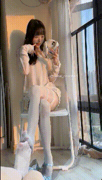 220959mu0yutclyzf0auuf.gif