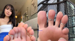 【Onlyfans】美足博主lehlani自舔展示会员视频78v合集！