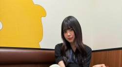濃郁重口味運動鞋反差女孩 102p 1v 10分钟  1.12g